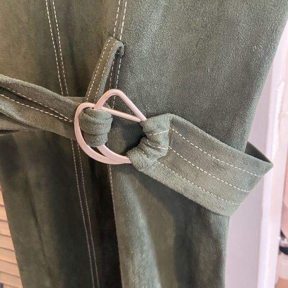 Green suede short dress - Picture 2 of 5